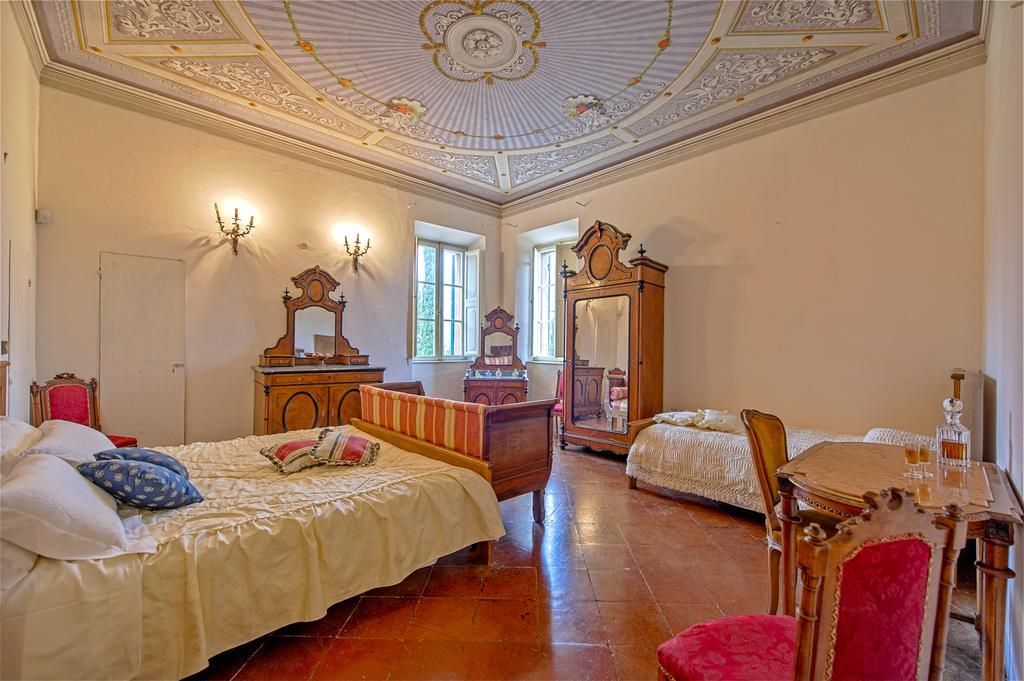Tenuta Di Petriolo Guest House Torrita di Siena Bagian luar foto