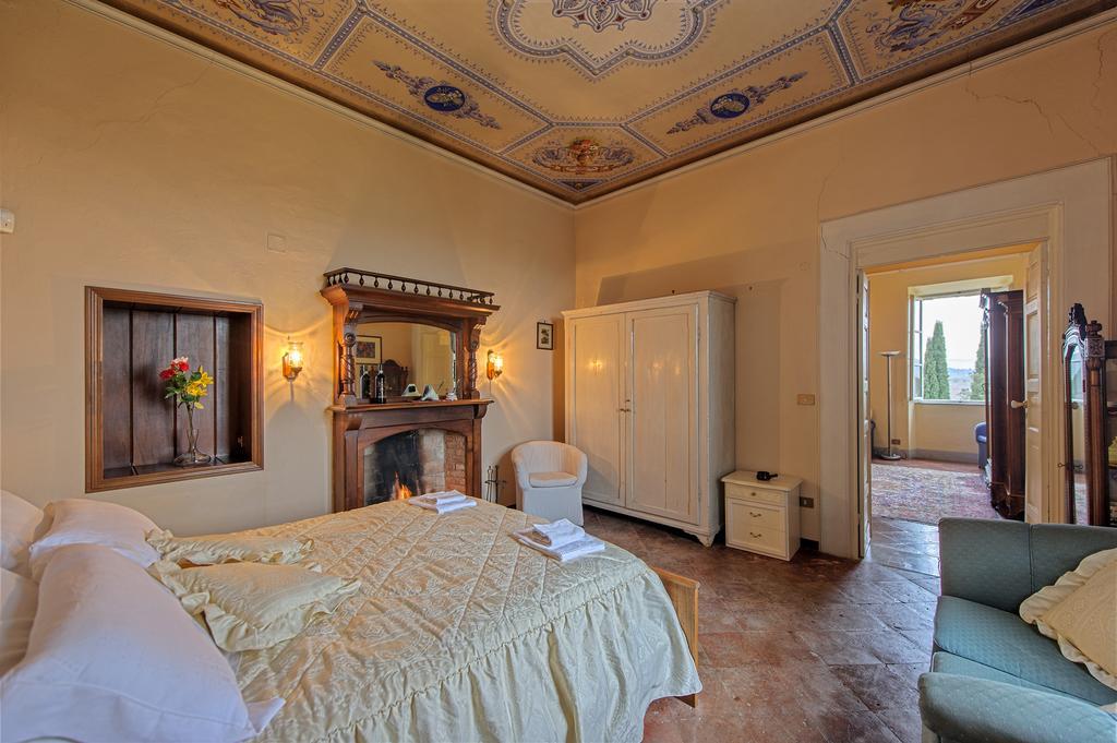Tenuta Di Petriolo Guest House Torrita di Siena Bagian luar foto