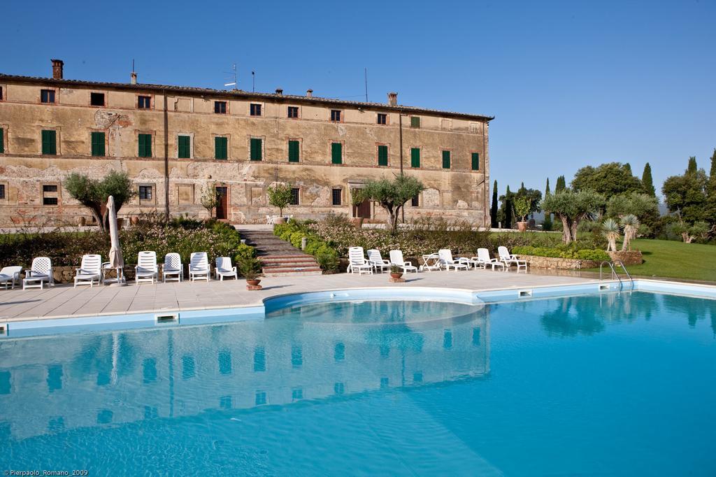 Tenuta Di Petriolo Guest House Torrita di Siena Bagian luar foto
