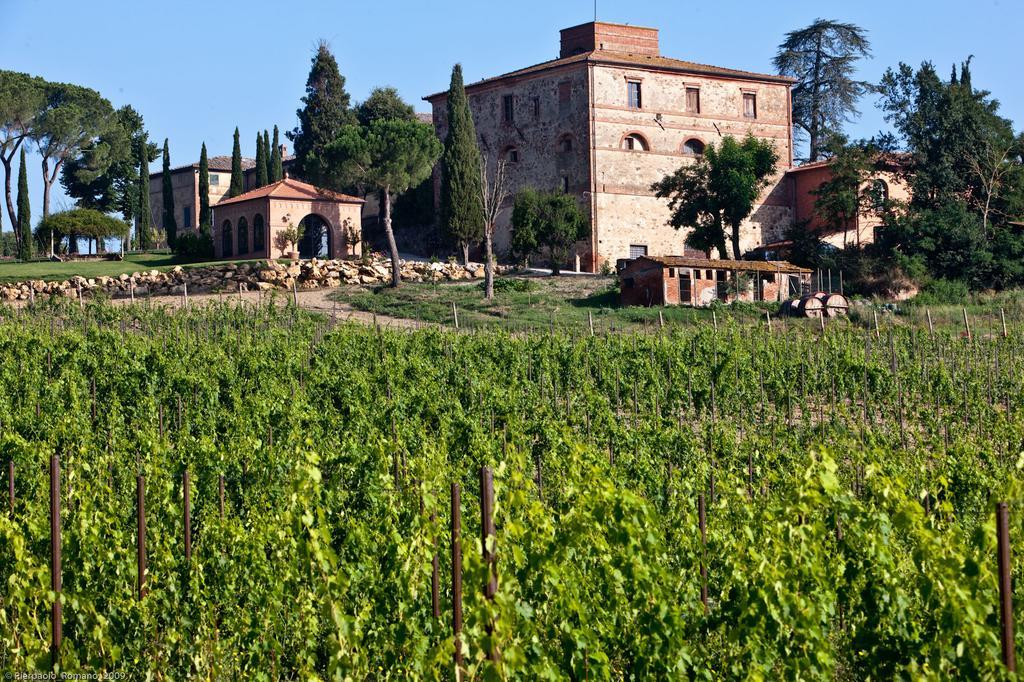 Tenuta Di Petriolo Guest House Torrita di Siena Bagian luar foto